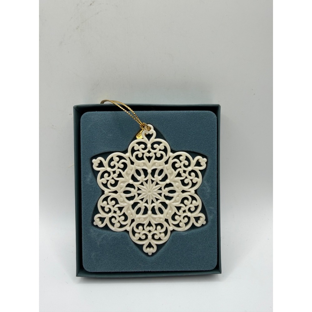Lenox Snowflake Fantasies Ornament Ivory Fine China Pierced Filigree Christmas